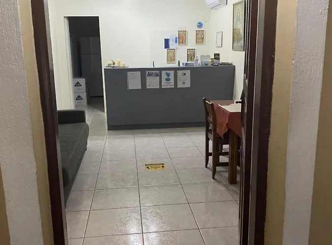 Romantic Exo Katikies (Santorini)