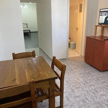 Romantic Exo Katikies (Santorini)