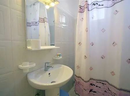 Romantic 3*