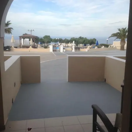 Romantic فندق