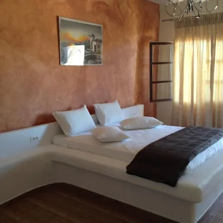 Romantic فندق Exo Katikies (Santorini)