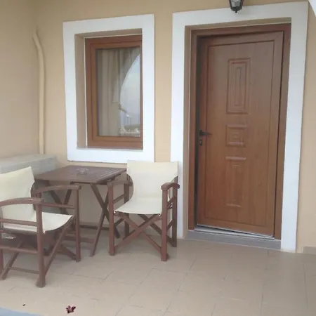 Romantic 3* Exo Katikies (Santorini)