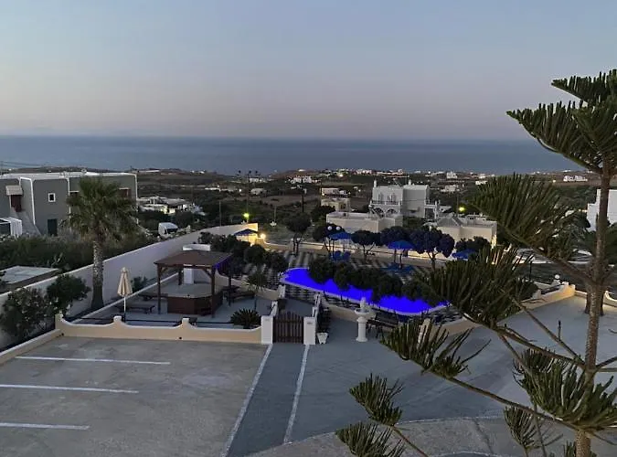 Romantic ホテル Exo Katikies (Santorini)