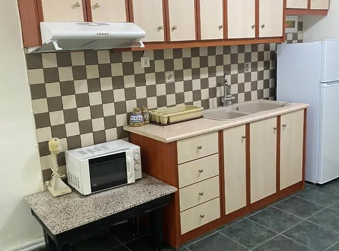 Romantic Exo Katikies (Santorini)