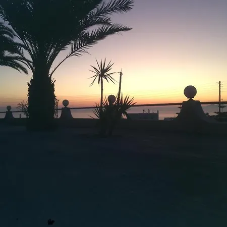 מלון Romantic Exo Katikies (Santorini)