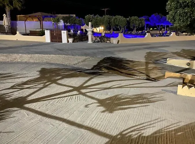 Romantic 酒店 Exo Katikies (Santorini)